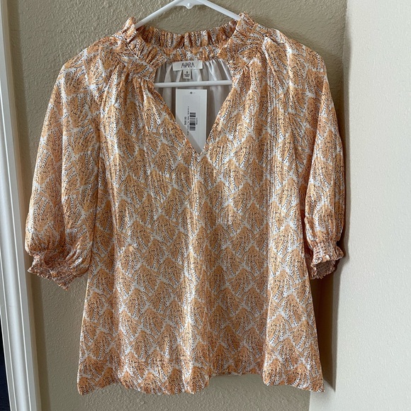 NWT Avara Coraline Top, Size Small - Picture 2 of 4